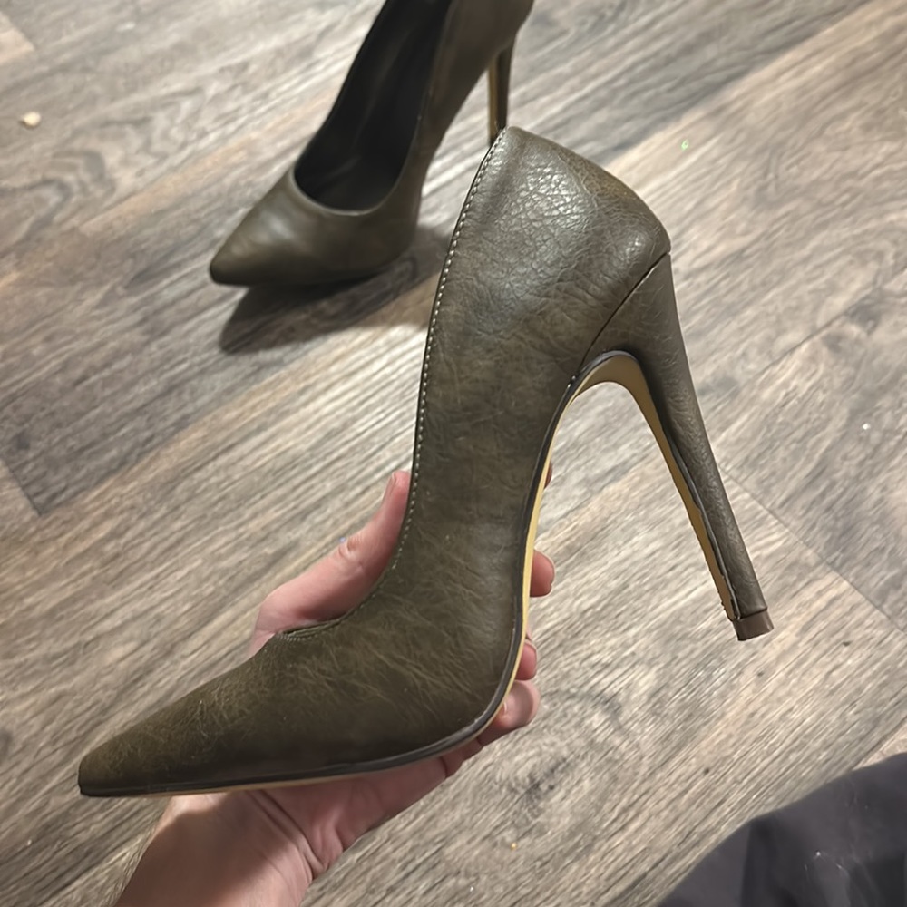 Michael Antonio high heels, brown, Size 6.5